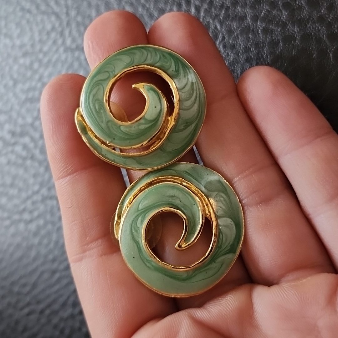 Vtg Earrings Vtg Earrings